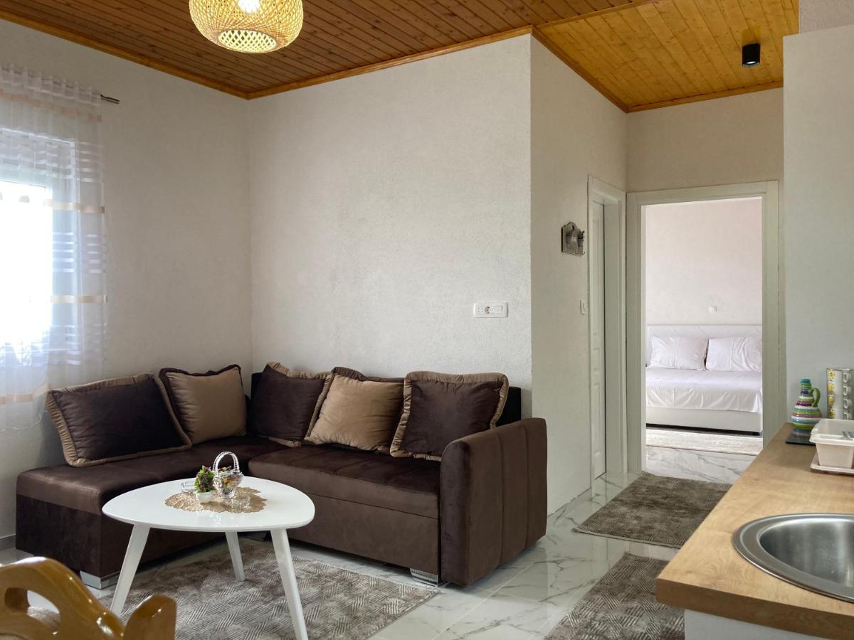 Apardibra Apartment Bar Luaran gambar