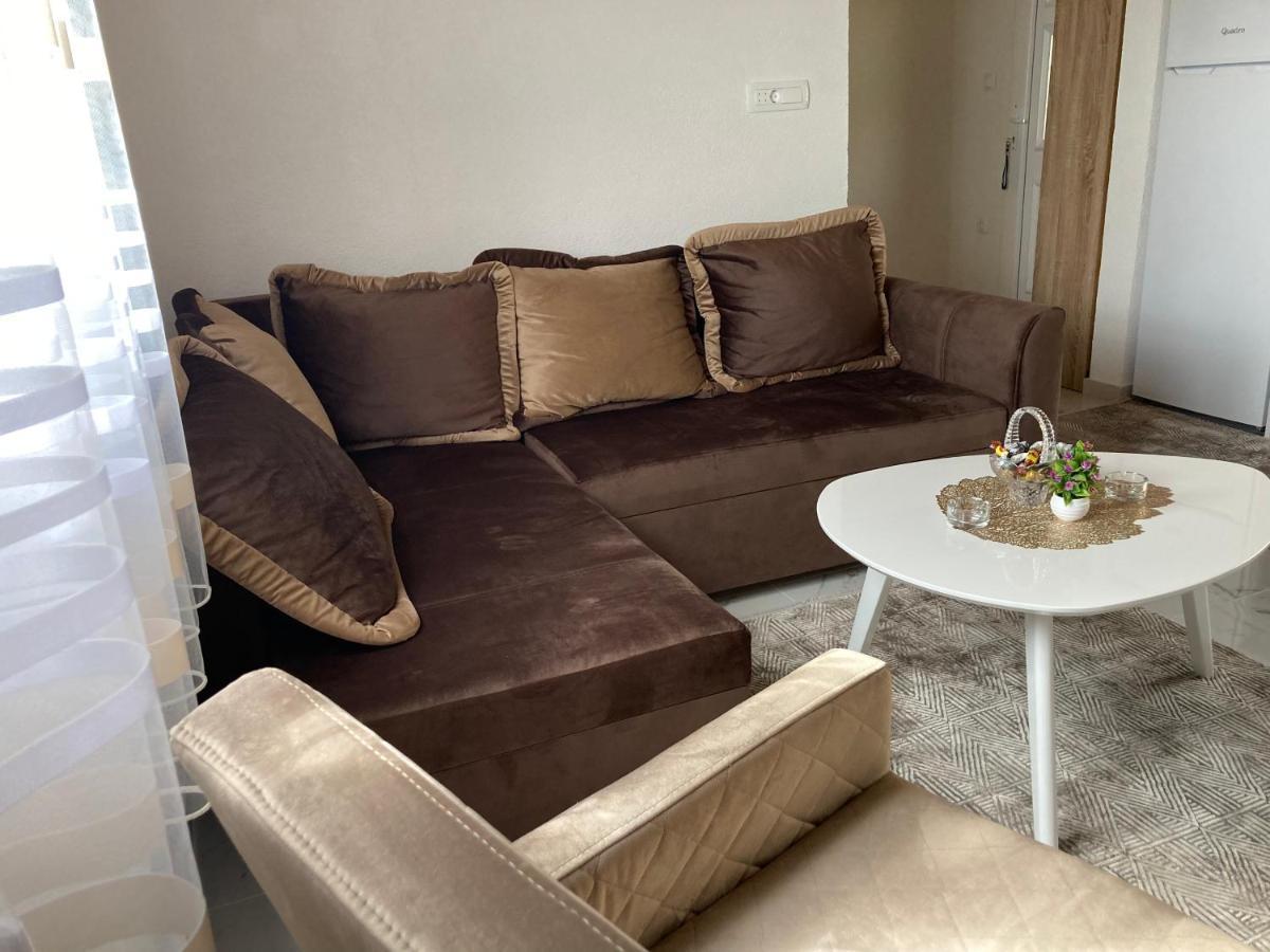 Apardibra Apartment Bar Luaran gambar