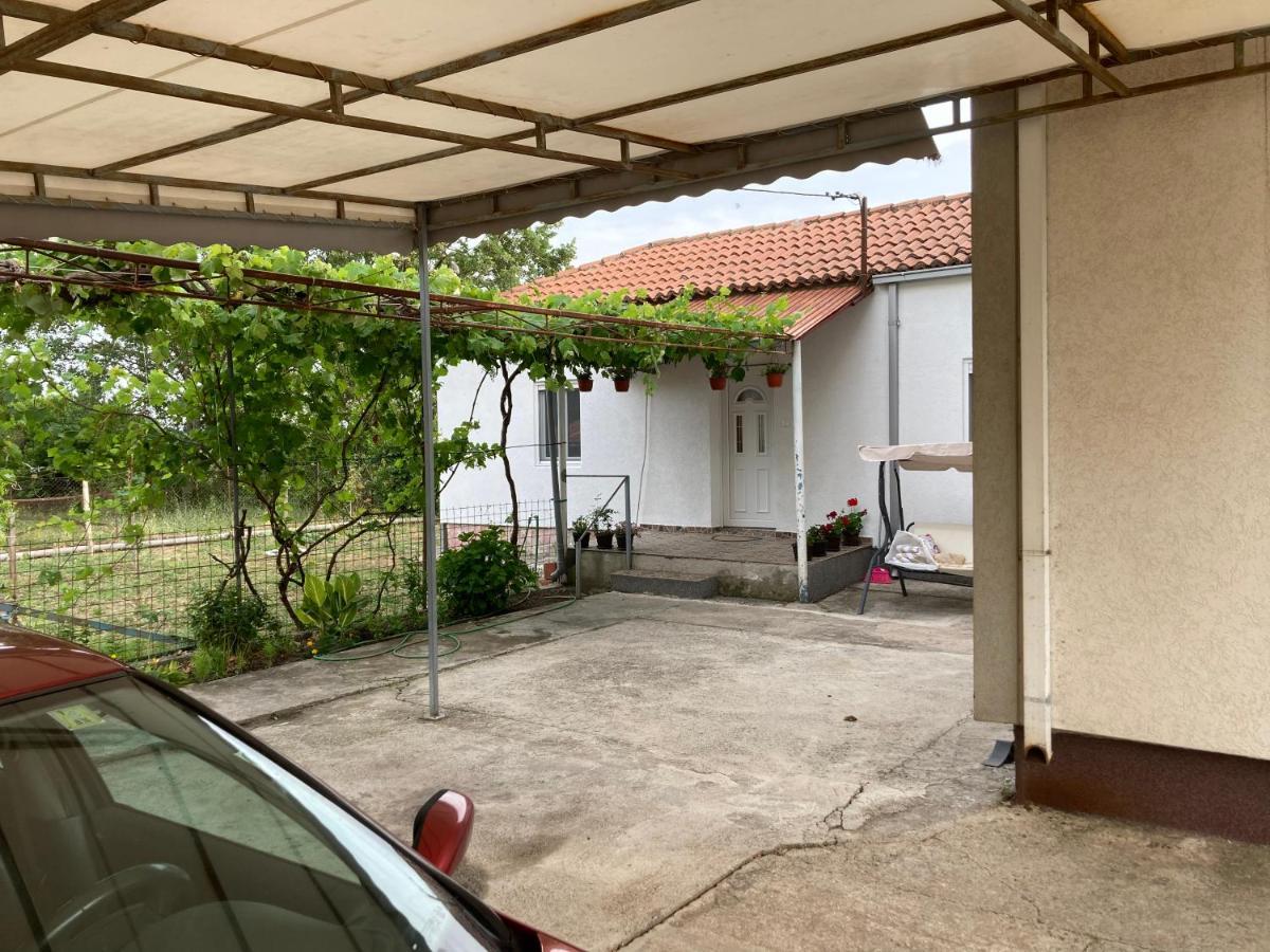 Apardibra Apartment Bar Luaran gambar